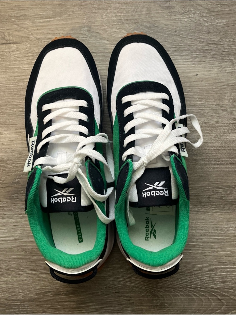 Reebok Men's White, Green & Black Retro Runner - Picture 7 of 8